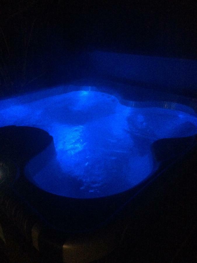 The Studio Castlerock With Hot Tub Exterior photo